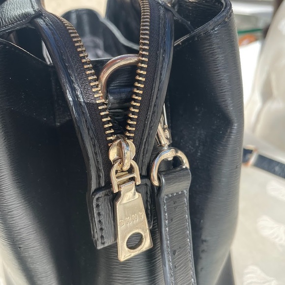 DKNY Paige Satchel in Black - Medium Size 👜👛👝 - Picture 6 of 11